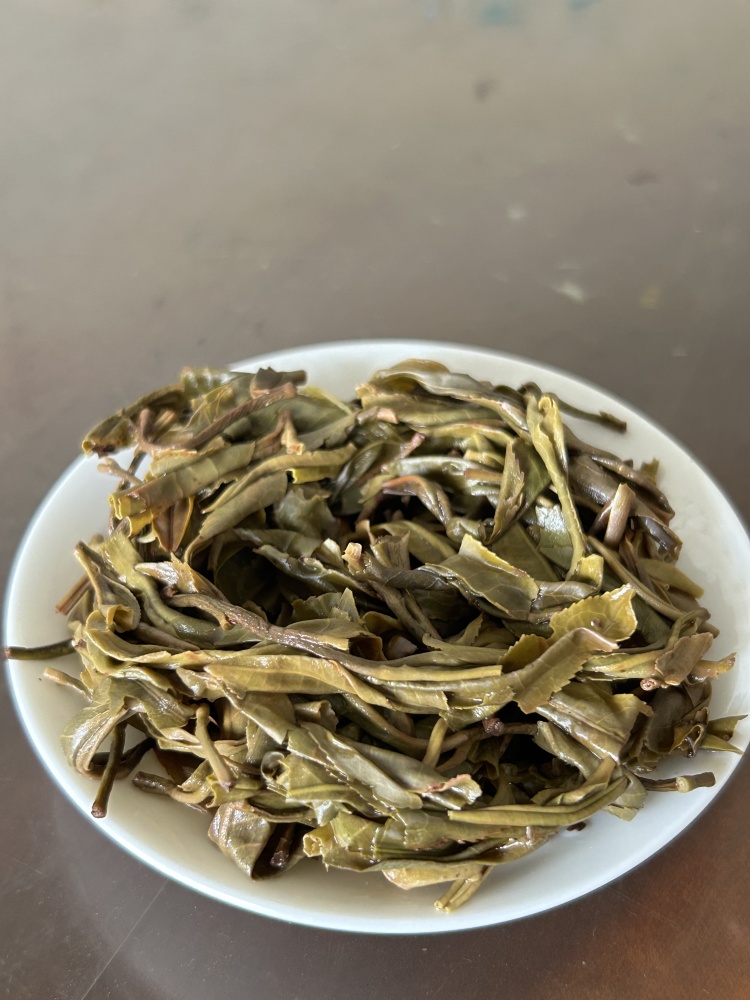 Yunnan Pu'er Tea, China Pu erh raw tea Yunnan deep mountain tea 357 grams per serving - Image 14