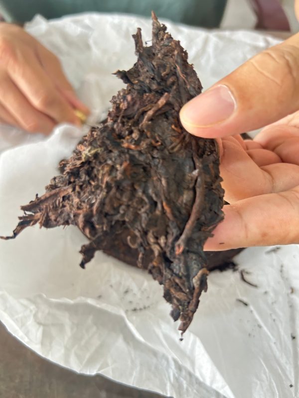 Yunnan Pu'er Tea, China Pu erh tea ripe tea From the deep mountains of Yunnan One serving of 357 grams - Image 3